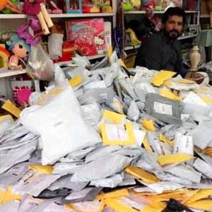 The truth about lost AliExpress packages being sold in Islamabad