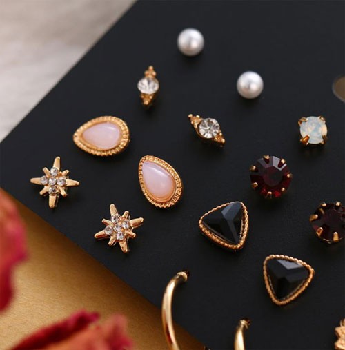 Women's Earrings Set Pearl Earrings For Women Bohemian Fashion Jewelry 2020 Geometric Crystal Heart Stud Earrings