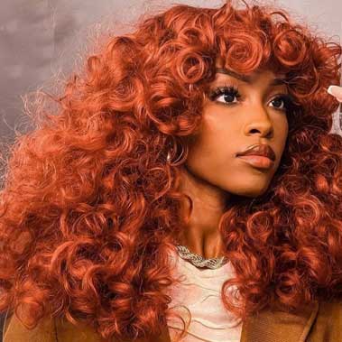 Synthetic curly wig